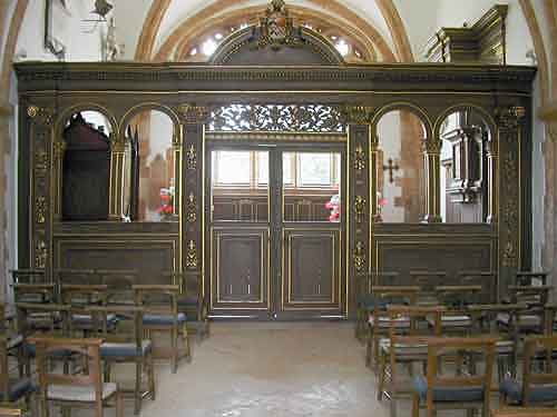 05FordeAbbeyChapelScreen