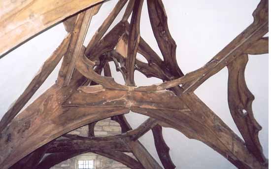 fiddlefordmanorrooftrusses.jpg