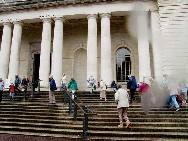 cardiffmuseumarrival.jpg