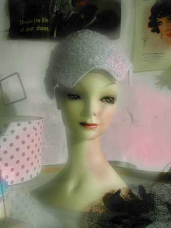 hat 7