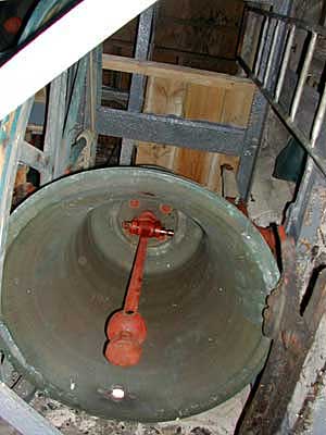 002-collingbourne-bells