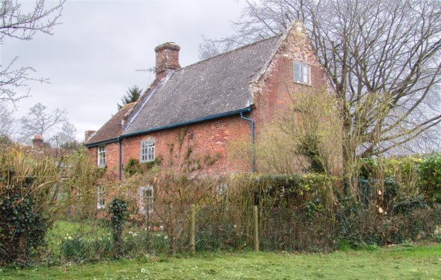 oldcottage.jpg