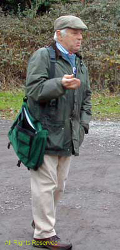 02Dinton003